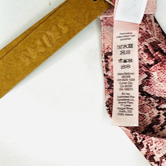 New SKIMS ULTIMATE TEARDROP PUSH-UP BRA, Rose Pastel Snake Print Size 34 / B - Picture 8 of 10